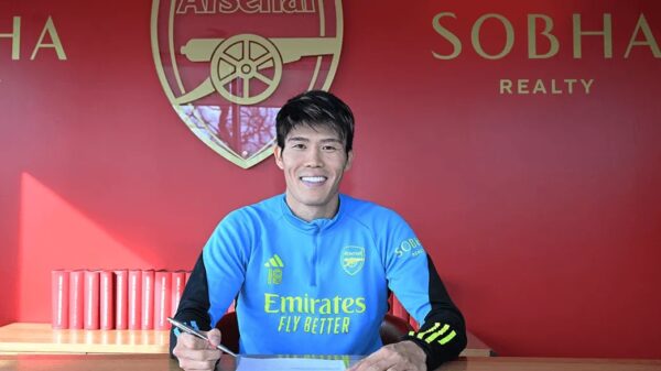 Tomiyasu Extends Stay at Arsenal with Contract Renewal | Arsenal